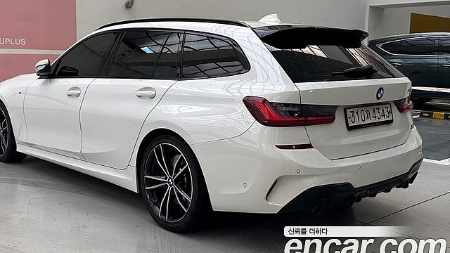 BMW 3-SERIES 320i Touring M Sports купить на сайте DeffCars