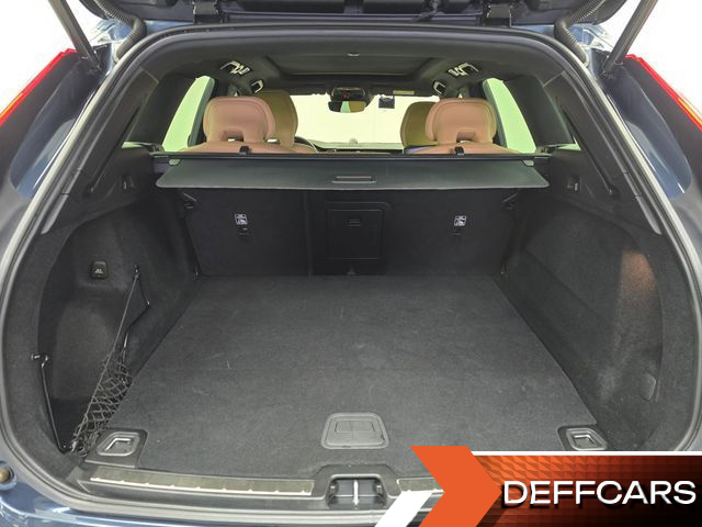 Volvo XC60 T8 Inscription купить на сайте DeffCars