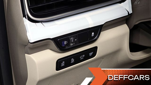 Kia CARNIVAL HEV 7-Seater Hi Limousine Signature купить на сайте DeffCars