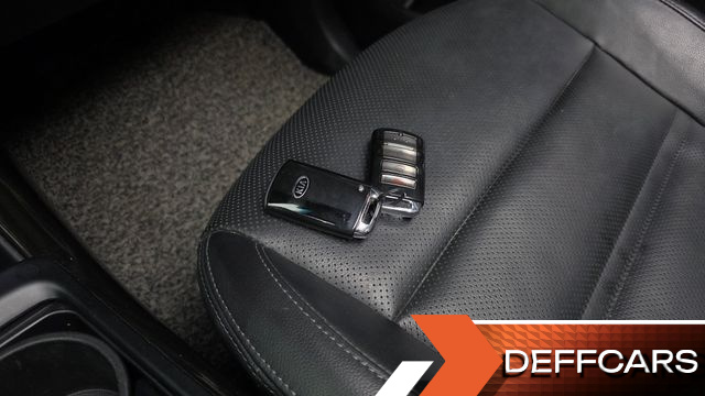 Kia SORENTO Diesel 2.2 2WD Noblesse Special купить на сайте DeffCars