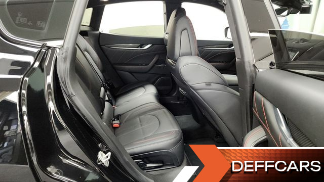 Maserati LEVANTE 3.0 AWD GranSport купить на сайте DeffCars