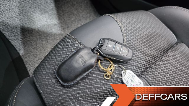 Peugeot 3008 1.2 Pure Tech GT купить на сайте DeffCars
