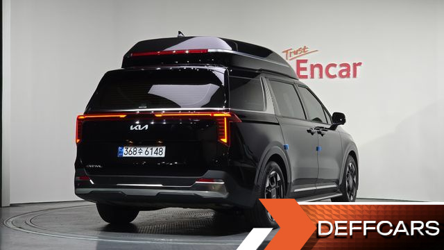 Kia CARNIVAL Gasoline 4-Seater Hi Limousine Signature купить на сайте DeffCars
