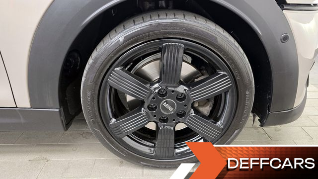 Mini COOPER CONVERTIBLE Classic Third Generation купить на сайте DeffCars
