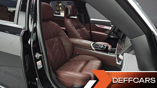 BMW 7-SERIES 740i sDrive M Sport купить на сайте DeffCars