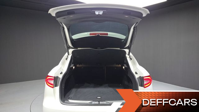 Maserati LEVANTE 3.0 AWD GranLusso купить на сайте DeffCars