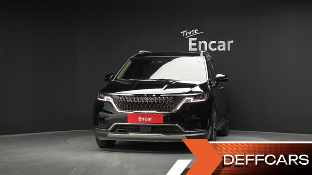 Kia CARNIVAL Gasoline 9-Seater Signature купить на сайте DeffCars