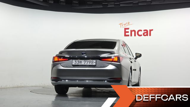 Lexus ES Executive купить на сайте DeffCars