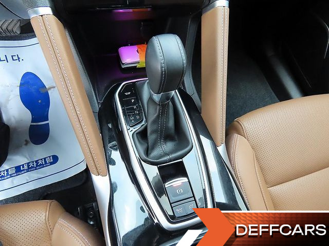 Renault-KoreaSamsung QM6 2.0 LPe RE Signature 2WD купить на сайте DeffCars