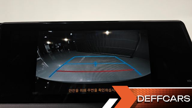Toyota PRIUS 2.0 PHEV XSE купить на сайте DeffCars