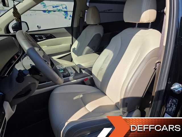 Kia CARNIVAL 7-Seater Signature купить на сайте DeffCars