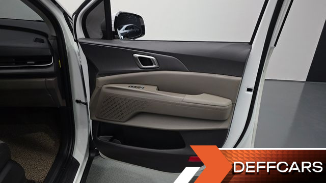 Kia CARNIVAL Gasoline 9-Seater Prestige купить на сайте DeffCars
