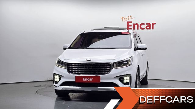Kia CARNIVAL 9-Seater Noblesse Special купить на сайте DeffCars