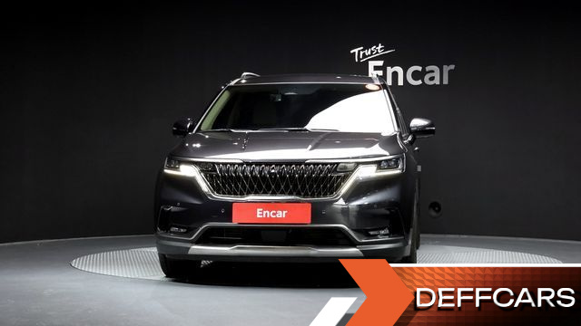Kia CARNIVAL Gasoline 9-Seater Signature купить на сайте DeffCars