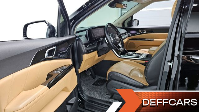 Kia CARNIVAL 7-Seater Signature купить на сайте DeffCars
