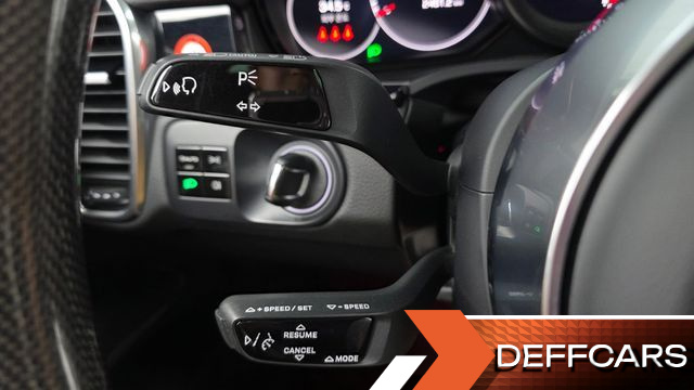 Porsche CAYENNE 3.0 купить на сайте DeffCars