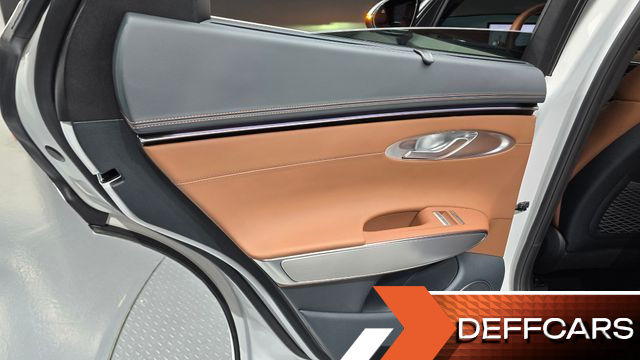 Genesis GV70 2.5T Gasoline 2WD купить на сайте DeffCars