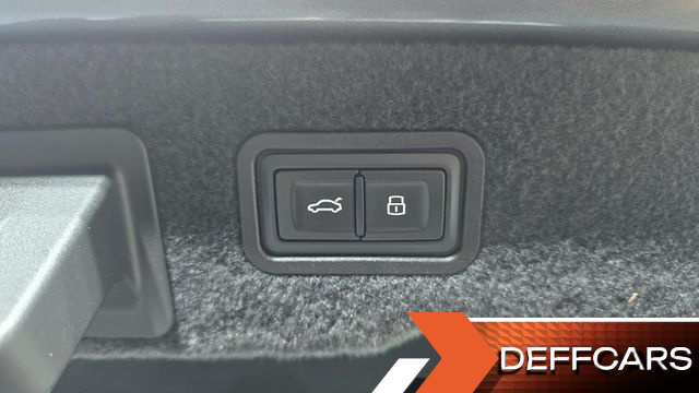 Audi A8 55 TFSI Quattro LWB купить на сайте DeffCars