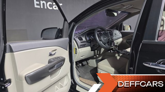 Kia CARNIVAL 9-Seater Luxury купить на сайте DeffCars