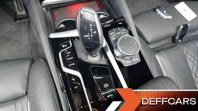 BMW 5-SERIES 530i xDrive M Sport Package купить на сайте DeffCars