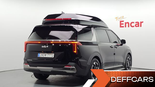 Kia CARNIVAL 9-Seater Hi Limousine Signature купить на сайте DeffCars