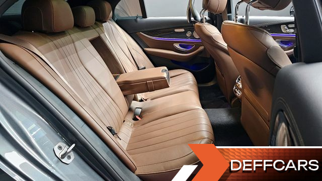 Mercedes E-CLASS E450 4MATIC Exclusive купить на сайте DeffCars