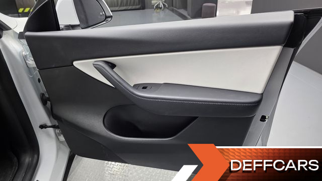 Tesla MODEL Y Long Range AWD купить на сайте DeffCars