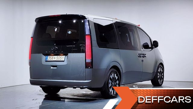 Hyundai STARIA 4WD Lounge 9-Seater Inspiration купить на сайте DeffCars