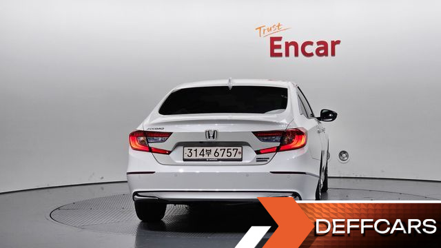 Honda ACCORD 2.0 Hybrid Touring купить на сайте DeffCars