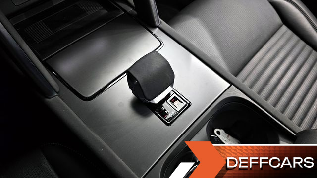 Land Rover DISCOVERY SPORT P250 Dynamic SE купить на сайте DeffCars