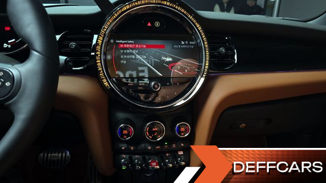 Mini COOPER CONVERTIBLE Classic Third Generation купить на сайте DeffCars