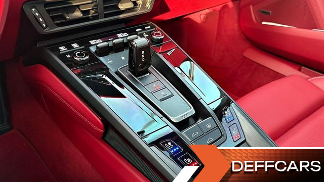 Porsche 911 Carrera GTS купить на сайте DeffCars