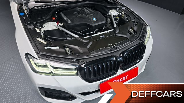 BMW 5-SERIES 520i M Sport купить на сайте DeffCars
