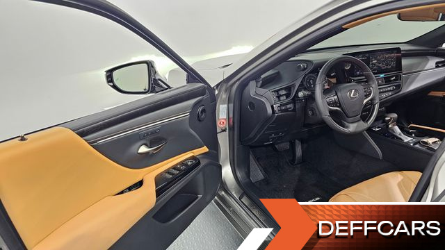 Lexus ES Luxury Plus купить на сайте DeffCars