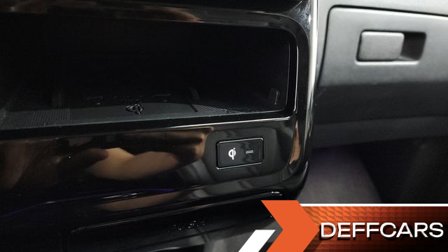 Hyundai STARIA Lounge 9-Seater Prestige купить на сайте DeffCars