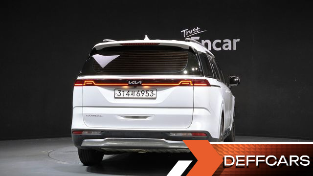 Kia CARNIVAL 9-Seater Noblesse купить на сайте DeffCars
