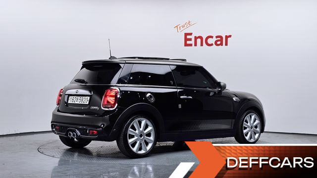 Mini COOPER Kings Load Edition купить на сайте DeffCars