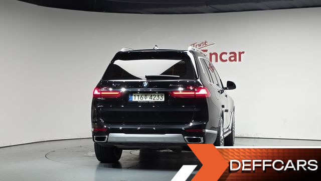 BMW X7 xDrive 40i Design Pure Excellence 7-Seater купить на сайте DeffCars