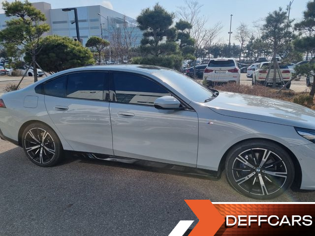 BMW 5-SERIES 530i xDrive M Sport купить на сайте DeffCars