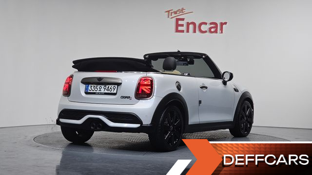 Mini COOPER CONVERTIBLE Resolute Edition 3rd Gen купить на сайте DeffCars