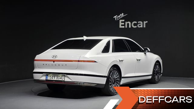 Hyundai GRANDEUR 2,5 Gasoline 2WD Calligraphy купить на сайте DeffCars