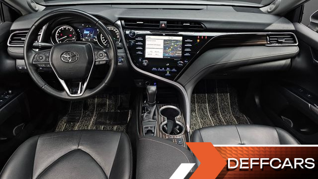 Toyota CAMRY 2.5 купить на сайте DeffCars