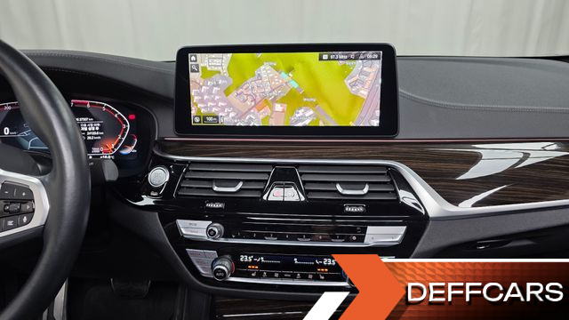 BMW 5-SERIES 520i M Sport купить на сайте DeffCars
