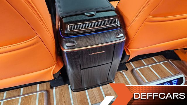 Toyota SIENNA 2.5 Hybrid AWD купить на сайте DeffCars
