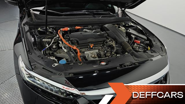 Honda ACCORD 2.0 Hybrid Touring купить на сайте DeffCars