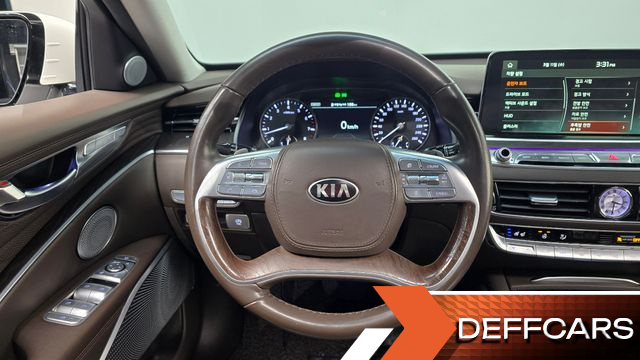 Kia K9 3.8 GDI AWD PlatinumⅡ купить на сайте DeffCars