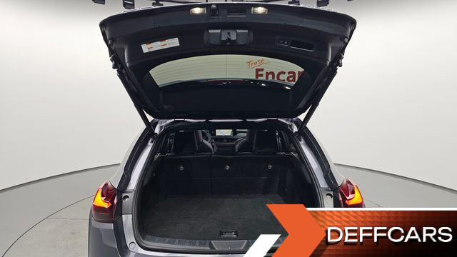 Lexus UX 2.0 AWD купить на сайте DeffCars