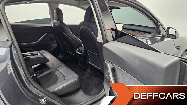 Tesla MODEL Y Long Range AWD купить на сайте DeffCars