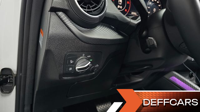 Audi Q2 35 TDI Premium купить на сайте DeffCars
