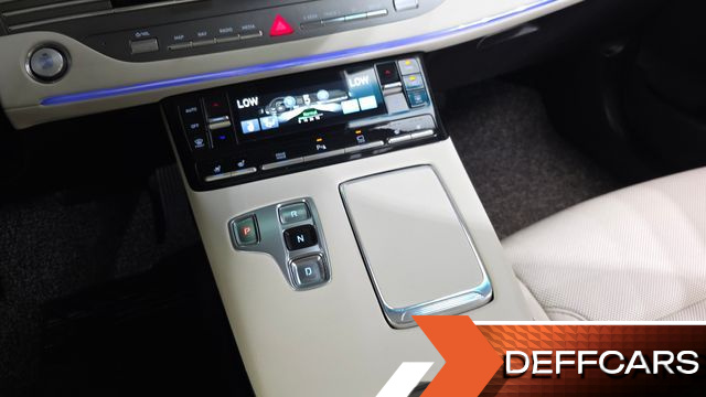 Hyundai GRANDEUR 2.5 Le Blanc купить на сайте DeffCars